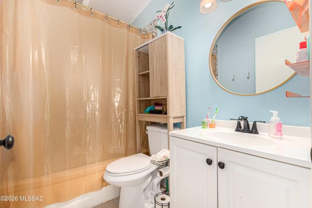 5511 E Helen Street, Tucson, AZ 85712