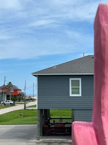 951 Clara, Crystal Beach, TX 77650