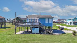 951 Clara, Crystal Beach, TX 77650