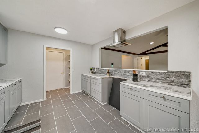 1103 W 19th Street, Claremore, OK 74017