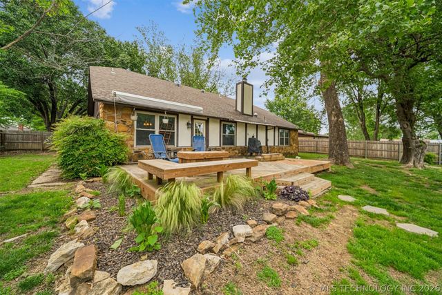 1103 W 19th Street, Claremore, OK 74017
