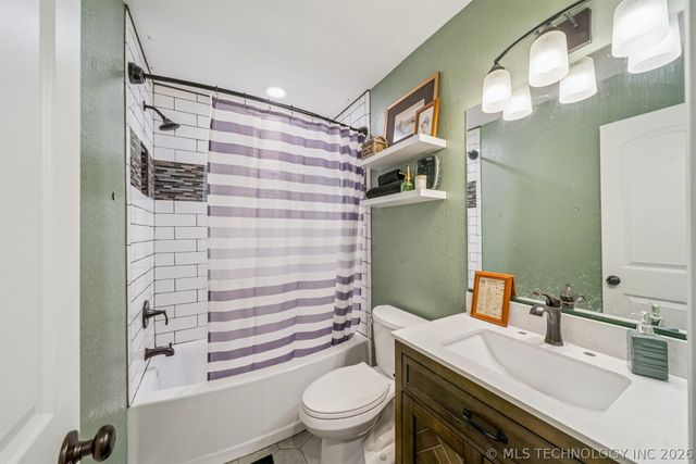 1103 W 19th Street, Claremore, OK 74017