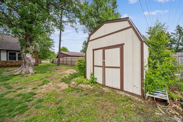1103 W 19th Street, Claremore, OK 74017