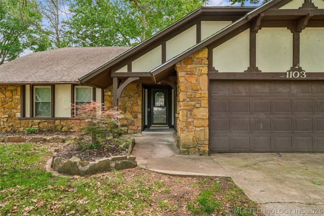 1103 W 19th Street, Claremore, OK 74017