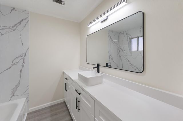 12411 Drifting Winds Drive, Houston, TX 77044