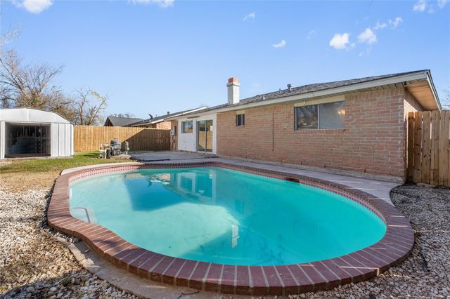 12411 Drifting Winds Drive, Houston, TX 77044