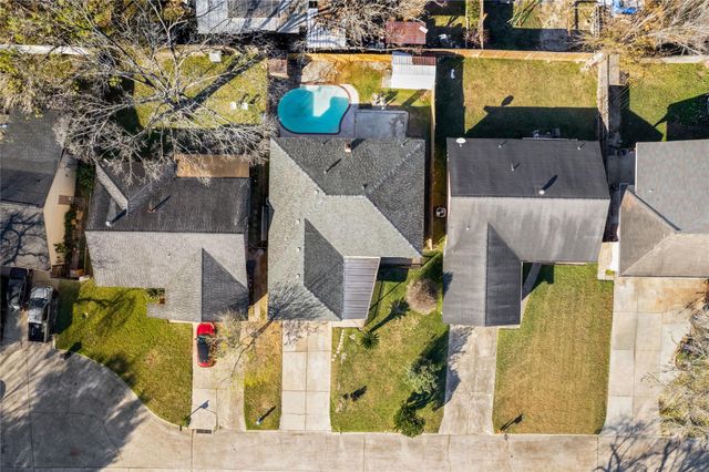 12411 Drifting Winds Drive, Houston, TX 77044