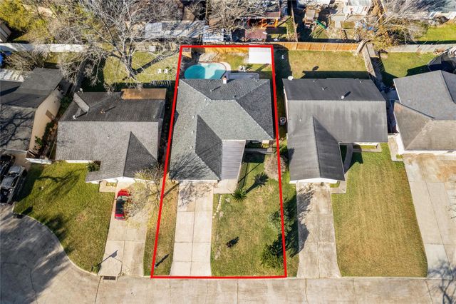 12411 Drifting Winds Drive, Houston, TX 77044