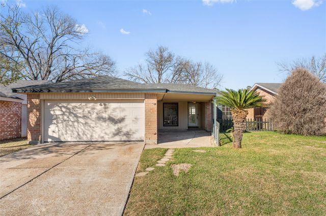 12411 Drifting Winds Drive, Houston, TX 77044