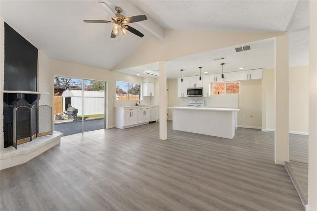 12411 Drifting Winds Drive, Houston, TX 77044