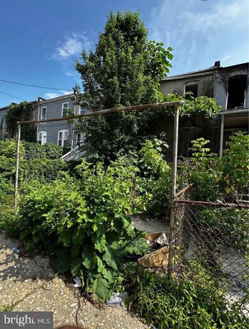 2430 W FRANKLIN ST, Baltimore, MD 21223
