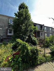 2430 W FRANKLIN ST, Baltimore, MD 21223