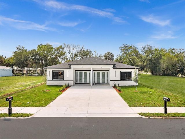 313 13th S St B, Fort Pierce, FL 34950