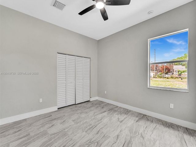 313 13th S St B, Fort Pierce, FL 34950