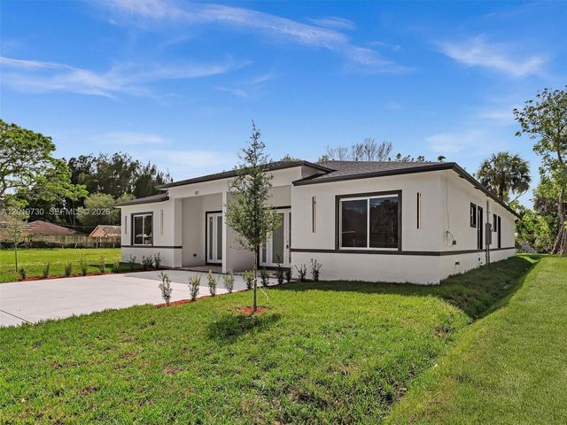 313 13th S St B, Fort Pierce, FL 34950