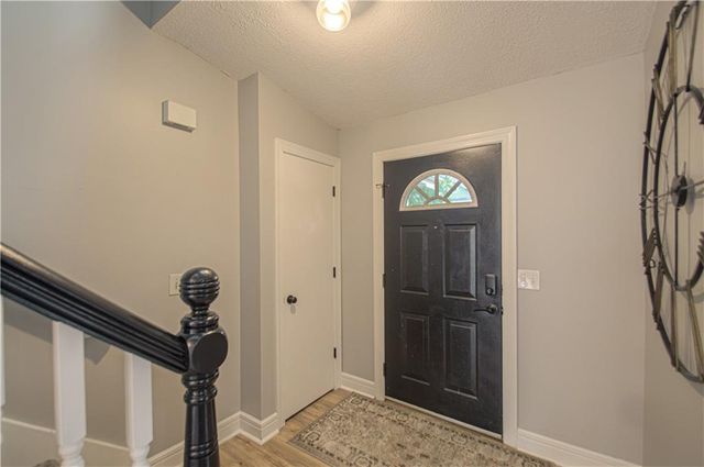 964 E Cavendish Trail, Olathe, KS 66061