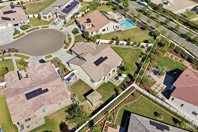 2023 Risborough Court, Bakersfield, CA 93311