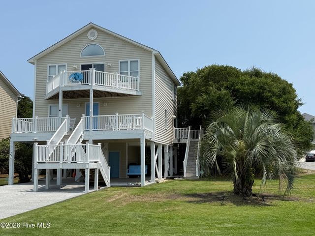 21 S Oak Drive, Holly Ridge, NC 28445