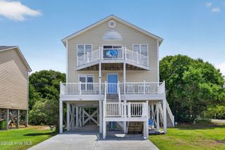 21 S Oak Drive, Holly Ridge, NC 28445