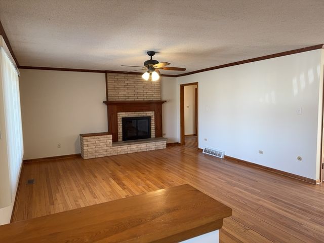 580 N State Street, Hampshire, IL 60140