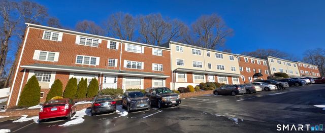 50 Greenhouse Road 65D, Bridgeport, CT 06606