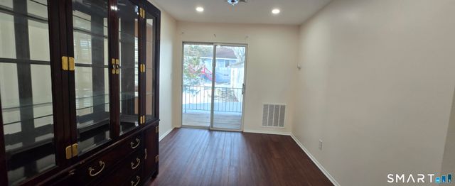 50 Greenhouse Road 65D, Bridgeport, CT 06606