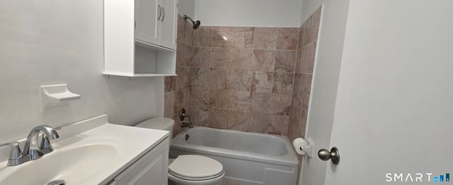 50 Greenhouse Road 65D, Bridgeport, CT 06606