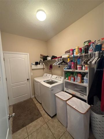 6121 35TH COURT E, Bradenton, FL 34203