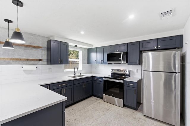 3922 DARLINGTON ROAD, Holiday, FL 34691