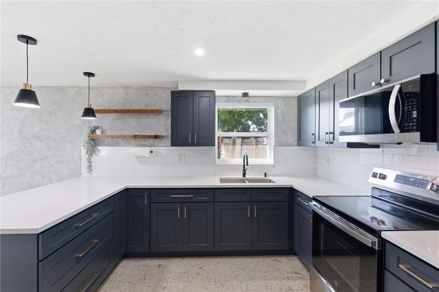 3922 DARLINGTON ROAD, Holiday, FL 34691