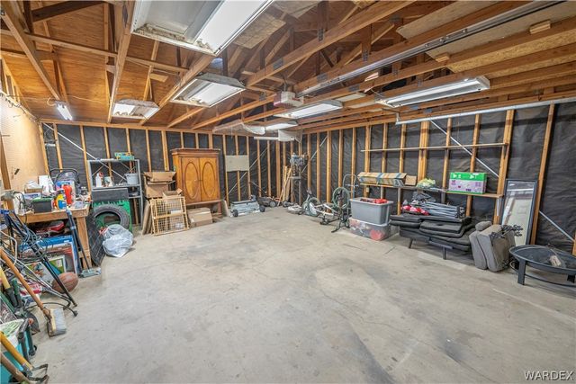 3210 E Potter Avenue, Kingman, AZ 86409