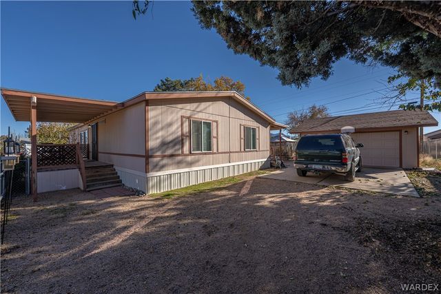 3210 E Potter Avenue, Kingman, AZ 86409