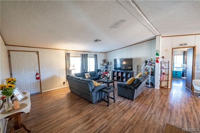 3210 E Potter Avenue, Kingman, AZ 86409