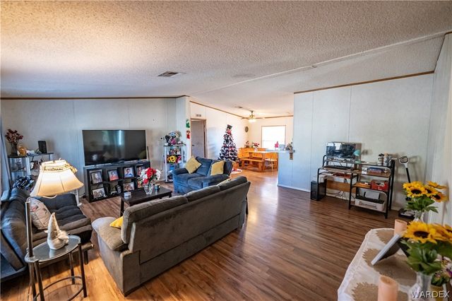 3210 E Potter Avenue, Kingman, AZ 86409