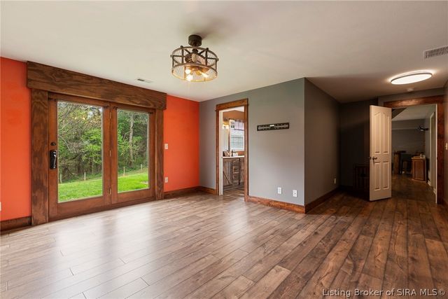2206 Hebron Church Road, Henryville, IN 47126