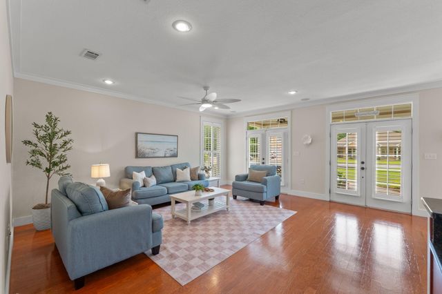 1739 Sound Creek Court, Navarre, FL 32566