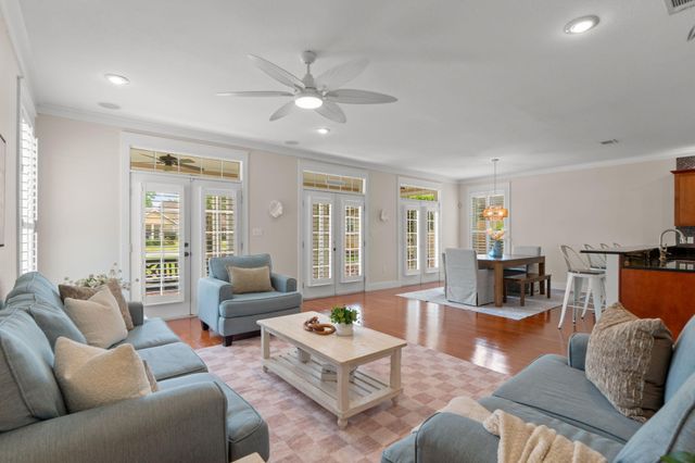 1739 Sound Creek Court, Navarre, FL 32566