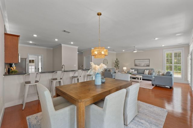 1739 Sound Creek Court, Navarre, FL 32566