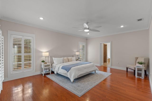 1739 Sound Creek Court, Navarre, FL 32566