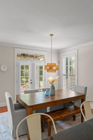 1739 Sound Creek Court, Navarre, FL 32566