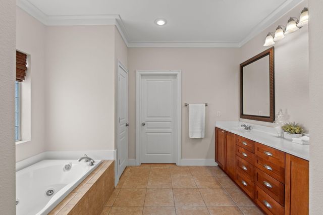 1739 Sound Creek Court, Navarre, FL 32566