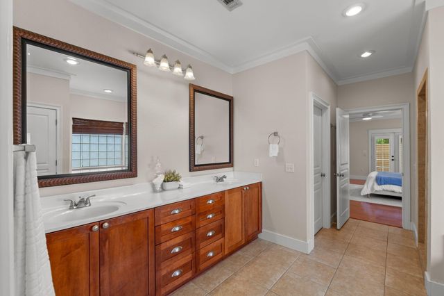 1739 Sound Creek Court, Navarre, FL 32566