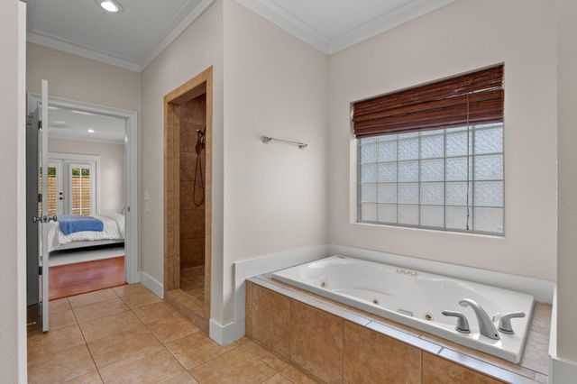 1739 Sound Creek Court, Navarre, FL 32566
