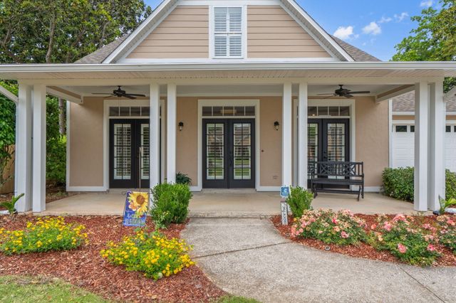 1739 Sound Creek Court, Navarre, FL 32566