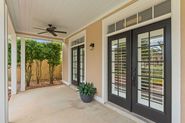 1739 Sound Creek Court, Navarre, FL 32566