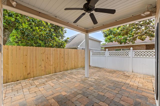 1739 Sound Creek Court, Navarre, FL 32566