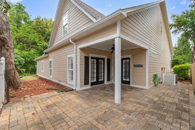 1739 Sound Creek Court, Navarre, FL 32566