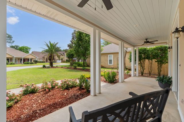 1739 Sound Creek Court, Navarre, FL 32566