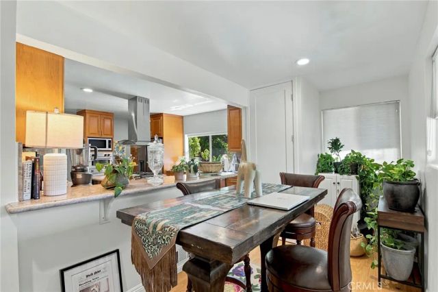 6621 Ben, North Hollywood, CA 91606