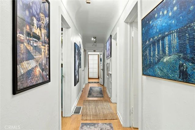 6621 Ben, North Hollywood, CA 91606